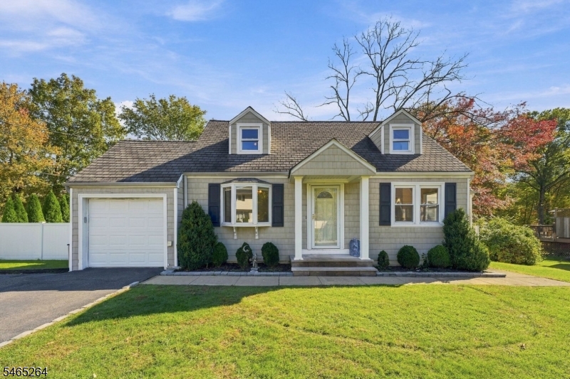 33 Kahl Road East Hanover NJ 07936