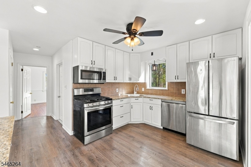 33 Kahl Road East Hanover NJ 07936