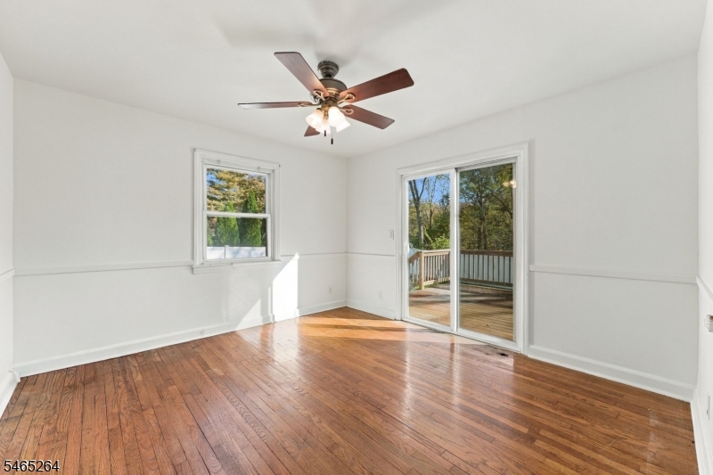 33 Kahl Road East Hanover NJ 07936