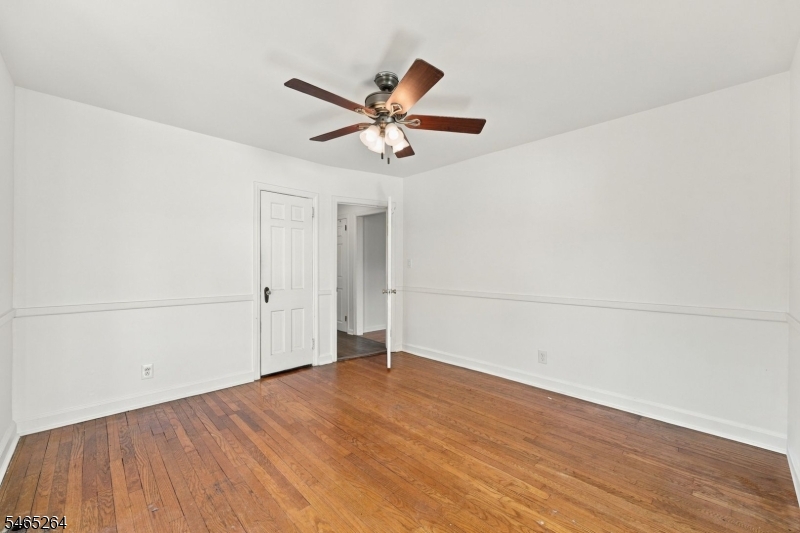 33 Kahl Road East Hanover NJ 07936