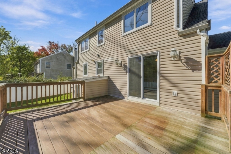 33 Kahl Road East Hanover NJ 07936