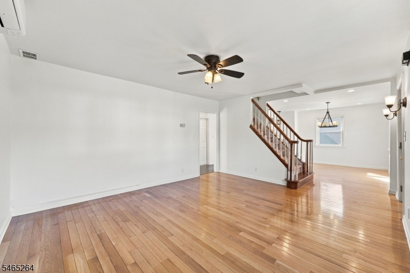 33 Kahl Road East Hanover NJ 07936
