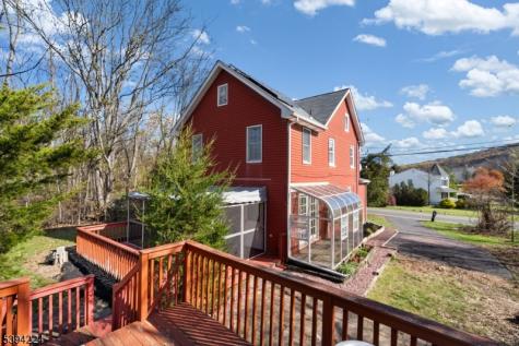 31 Prices Switch Road Vernon NJ 07462