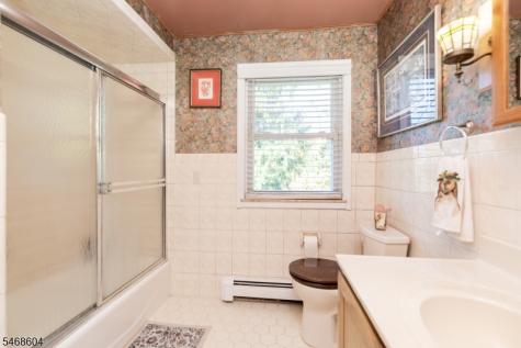 20 Young Drive Stanhope NJ 07874