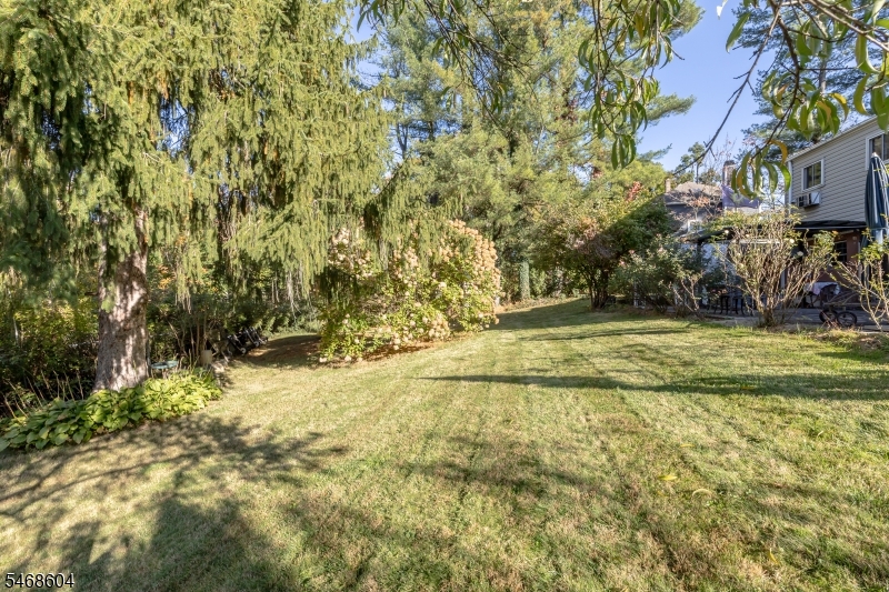 20 Young Drive Stanhope NJ 07874