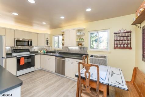 20 Young Drive Stanhope NJ 07874