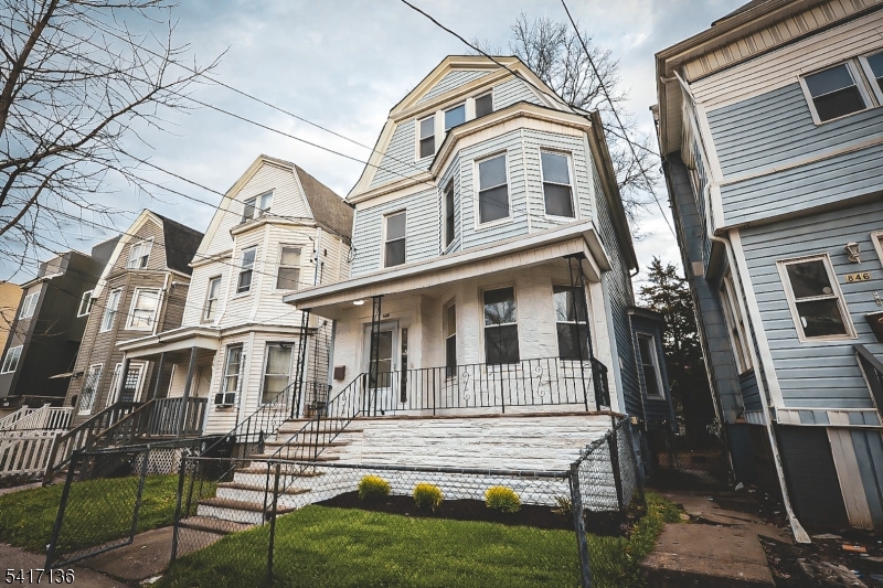 844 S 14th Street Newark NJ 07108