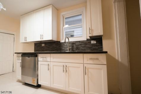 844 S 14th Street Newark NJ 07108