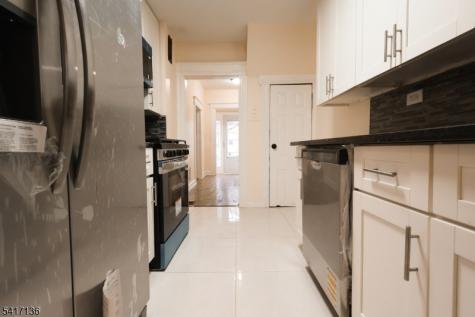 844 S 14th Street Newark NJ 07108