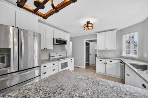 61 Pine Street Newton NJ 07860