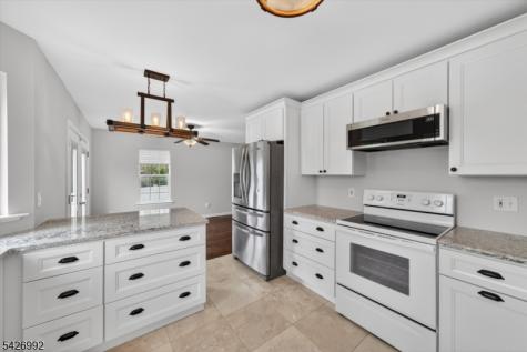 61 Pine Street Newton NJ 07860