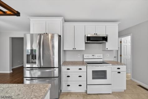 61 Pine Street Newton NJ 07860