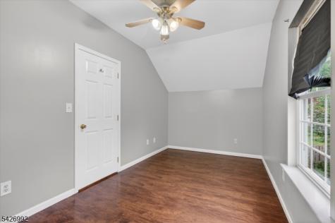 61 Pine Street Newton NJ 07860