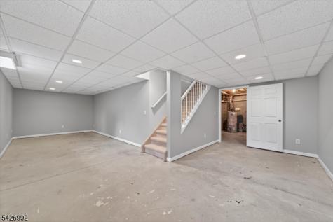 61 Pine Street Newton NJ 07860