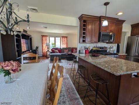 150 Victoria Drive Clark NJ 07066
