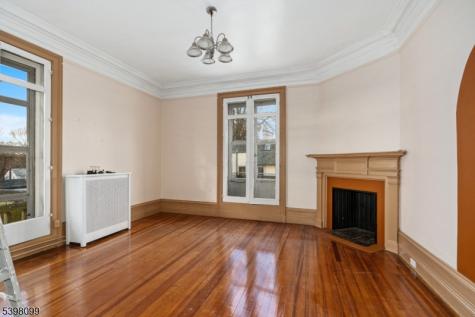 229 Ballantine Parkway Newark NJ 07104
