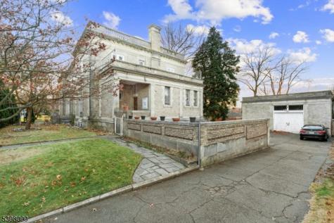 229 Ballantine Parkway Newark NJ 07104