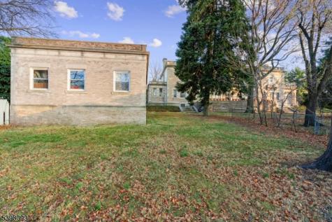 229 Ballantine Parkway Newark NJ 07104
