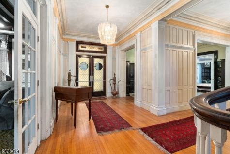 229 Ballantine Parkway Newark NJ 07104