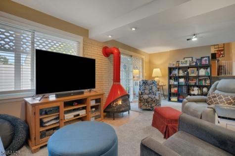 22 Ann Street Verona NJ 07044