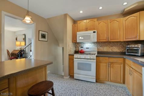 22 Ann Street Verona NJ 07044