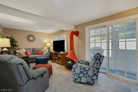 22 Ann Street Verona NJ 07044