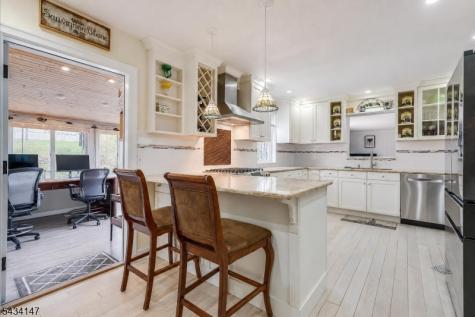 33 Brooksyde Avenue Ringwood NJ 07456