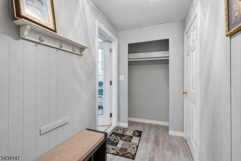 33 Brooksyde Avenue Ringwood NJ 07456