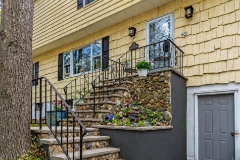 33 Brooksyde Avenue Ringwood NJ 07456