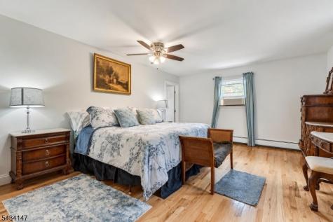 33 Brooksyde Avenue Ringwood NJ 07456