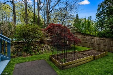 33 Brooksyde Avenue Ringwood NJ 07456