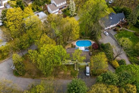33 Brooksyde Avenue Ringwood NJ 07456