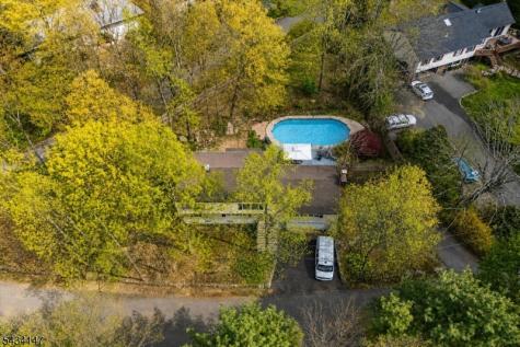 33 Brooksyde Avenue Ringwood NJ 07456
