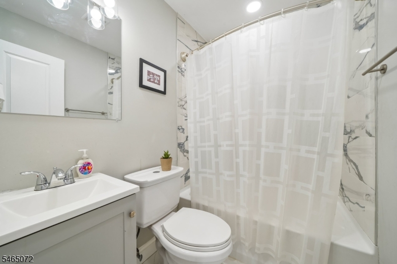 5 Omaha Drive Cranford NJ 07016