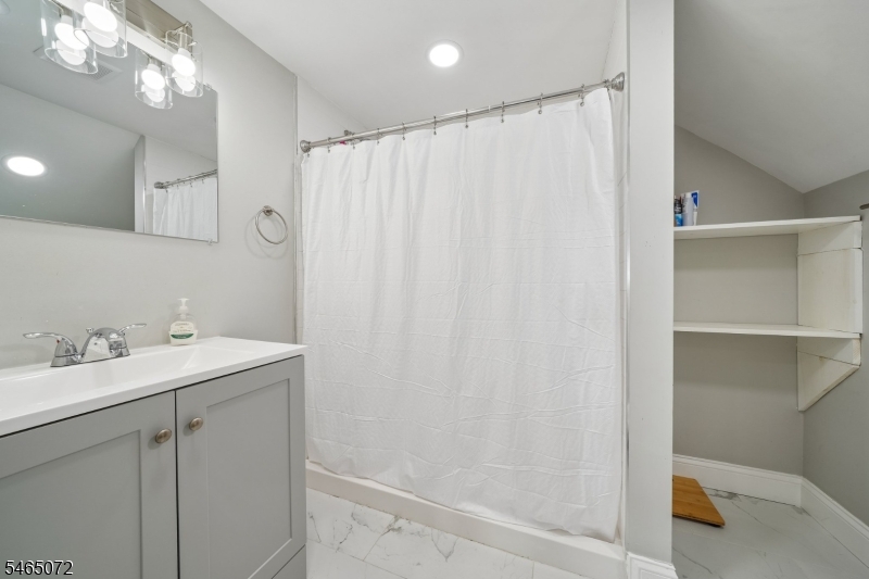 5 Omaha Drive Cranford NJ 07016