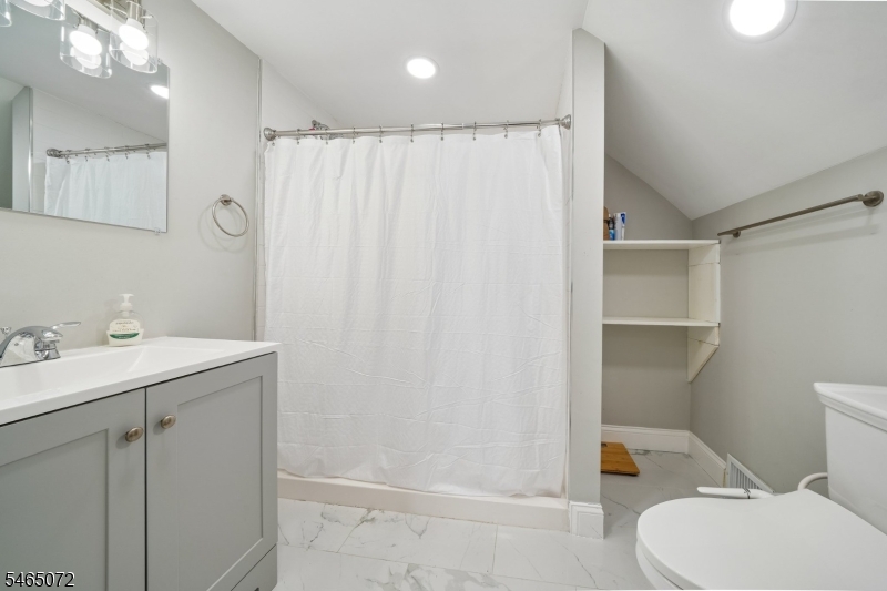 5 Omaha Drive Cranford NJ 07016