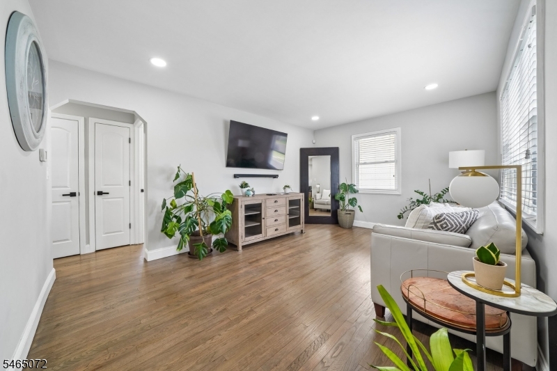 5 Omaha Drive Cranford NJ 07016