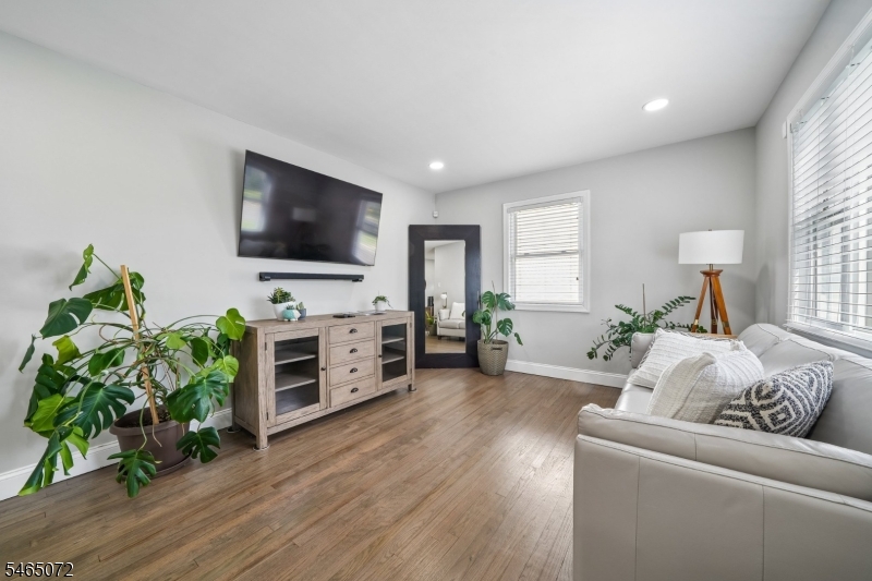 5 Omaha Drive Cranford NJ 07016