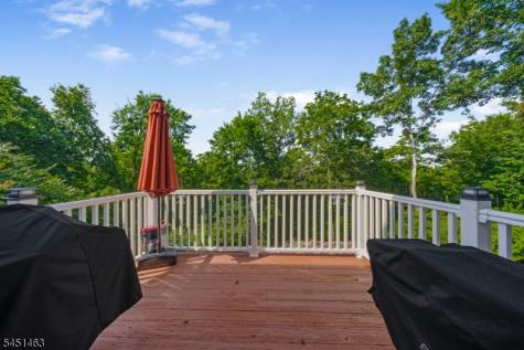 76 Canada Goose Drive Allamuchy NJ 07840