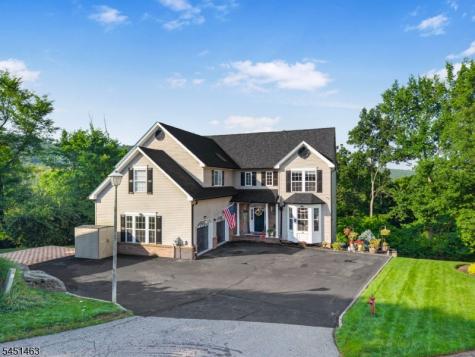 76 Canada Goose Drive Allamuchy NJ 07840
