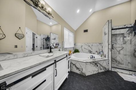 76 Canada Goose Drive Allamuchy NJ 07840