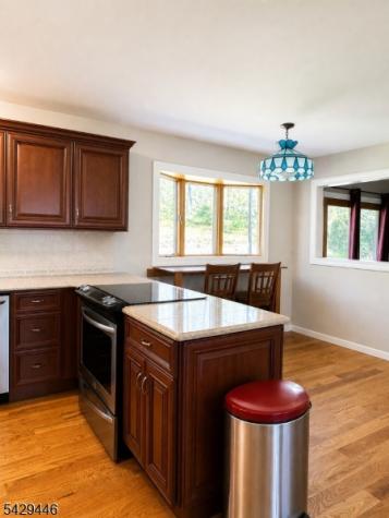 48 Silver Grove Road Hardyston NJ 07460