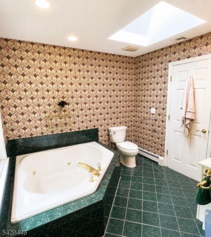 48 Silver Grove Road Hardyston NJ 07460
