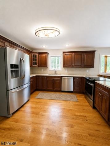 48 Silver Grove Road Hardyston NJ 07460