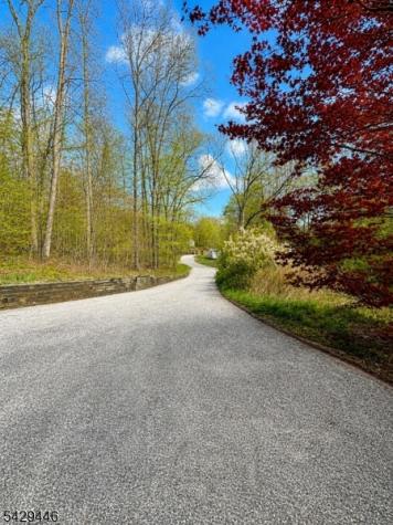 48 Silver Grove Road Hardyston NJ 07460
