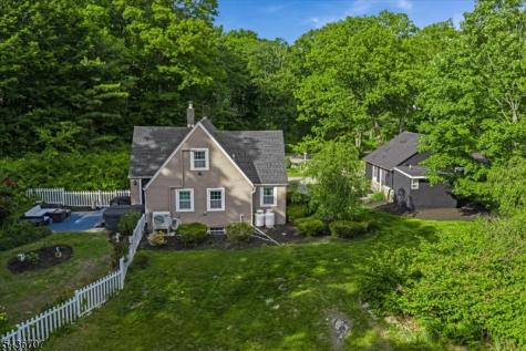 373 Green Road Sparta NJ 07871