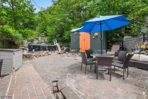 66 Fairlawn Drive West Milford NJ 07421