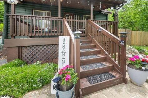 66 Fairlawn Drive West Milford NJ 07421