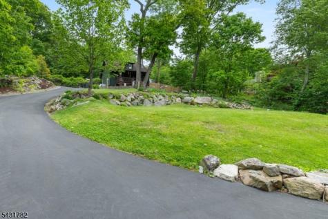 66 Fairlawn Drive West Milford NJ 07421