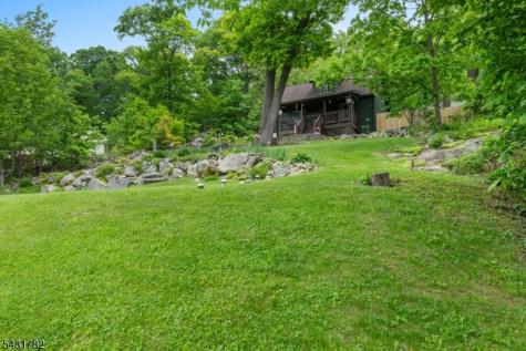 66 Fairlawn Drive West Milford NJ 07421